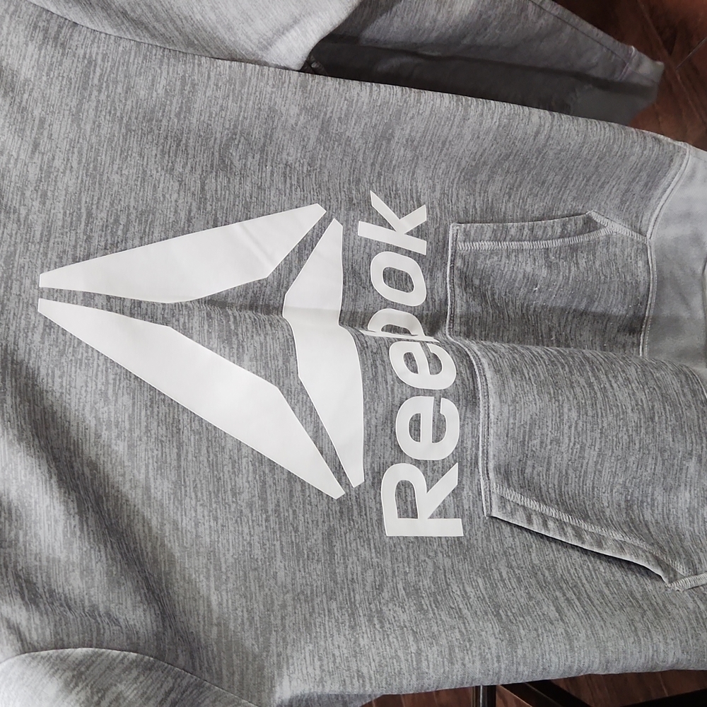 Reebok Hoodie/Sweatshirt boys Gray and White - Picture 3 of 6
